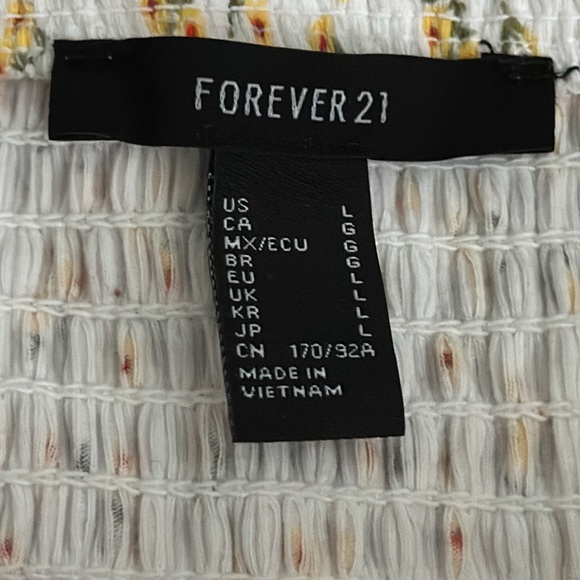 Forever 21 Floral Crop top - Picture 3 of 4